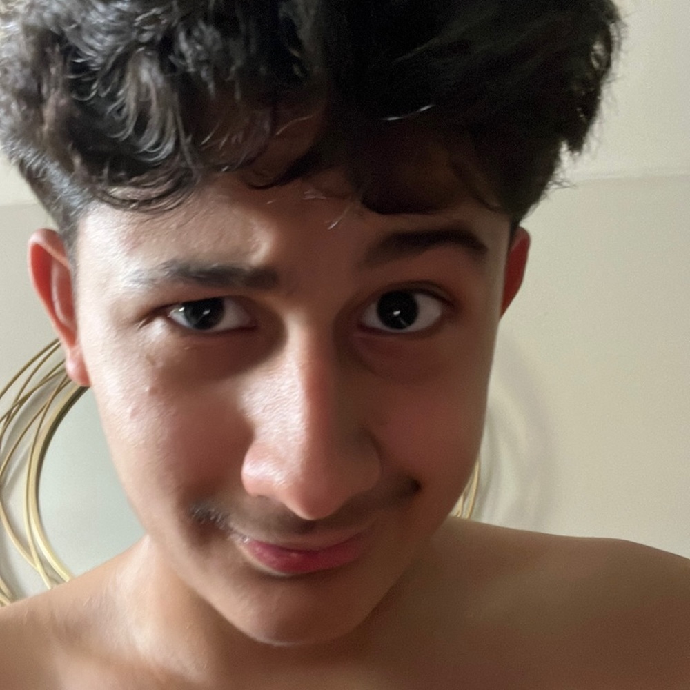 Meet your Posher, Eliajah